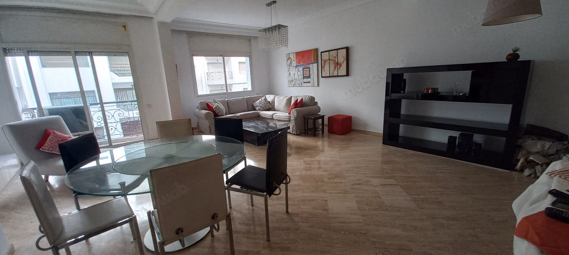 Bonito apartamento en alquiler en Racine. Cerca del liceo Liautey. 5 habitaciones cómodas. Bien amueblado