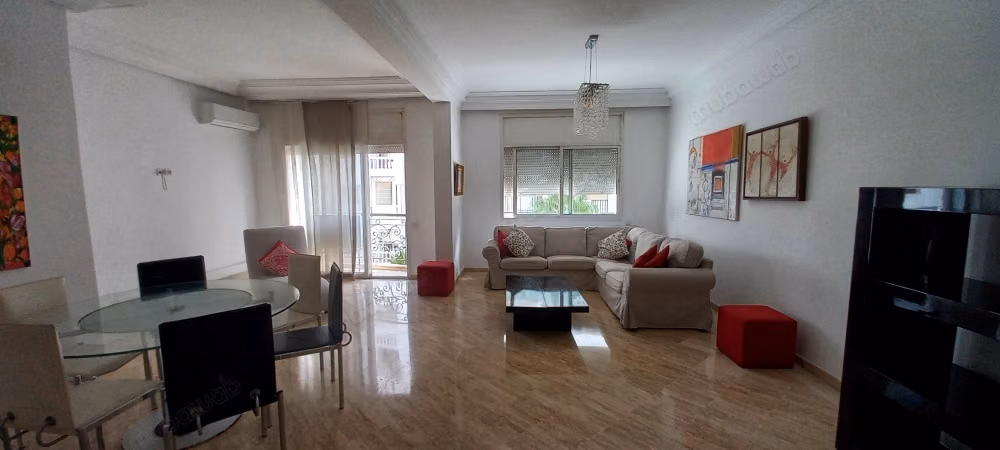Bonito apartamento en alquiler en Racine. Cerca del liceo Liautey. 5 habitaciones cómodas. Bien amueblado