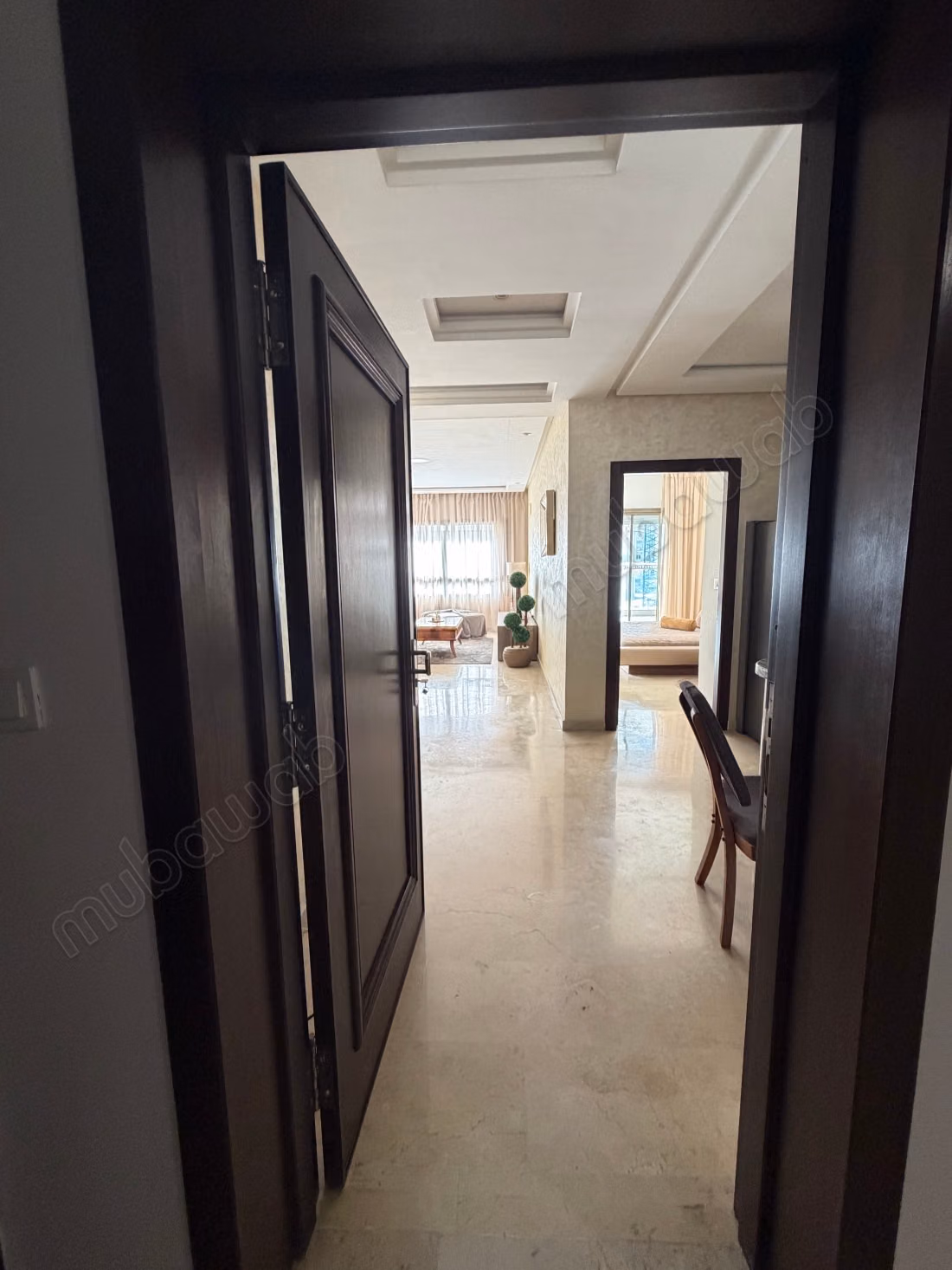 Trouvez un appartement à louer à De La Plage. 2 grandes chambres. Bien meublé