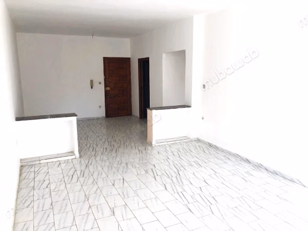 Appartement 2 chambres à vendre 
1 min de la plage