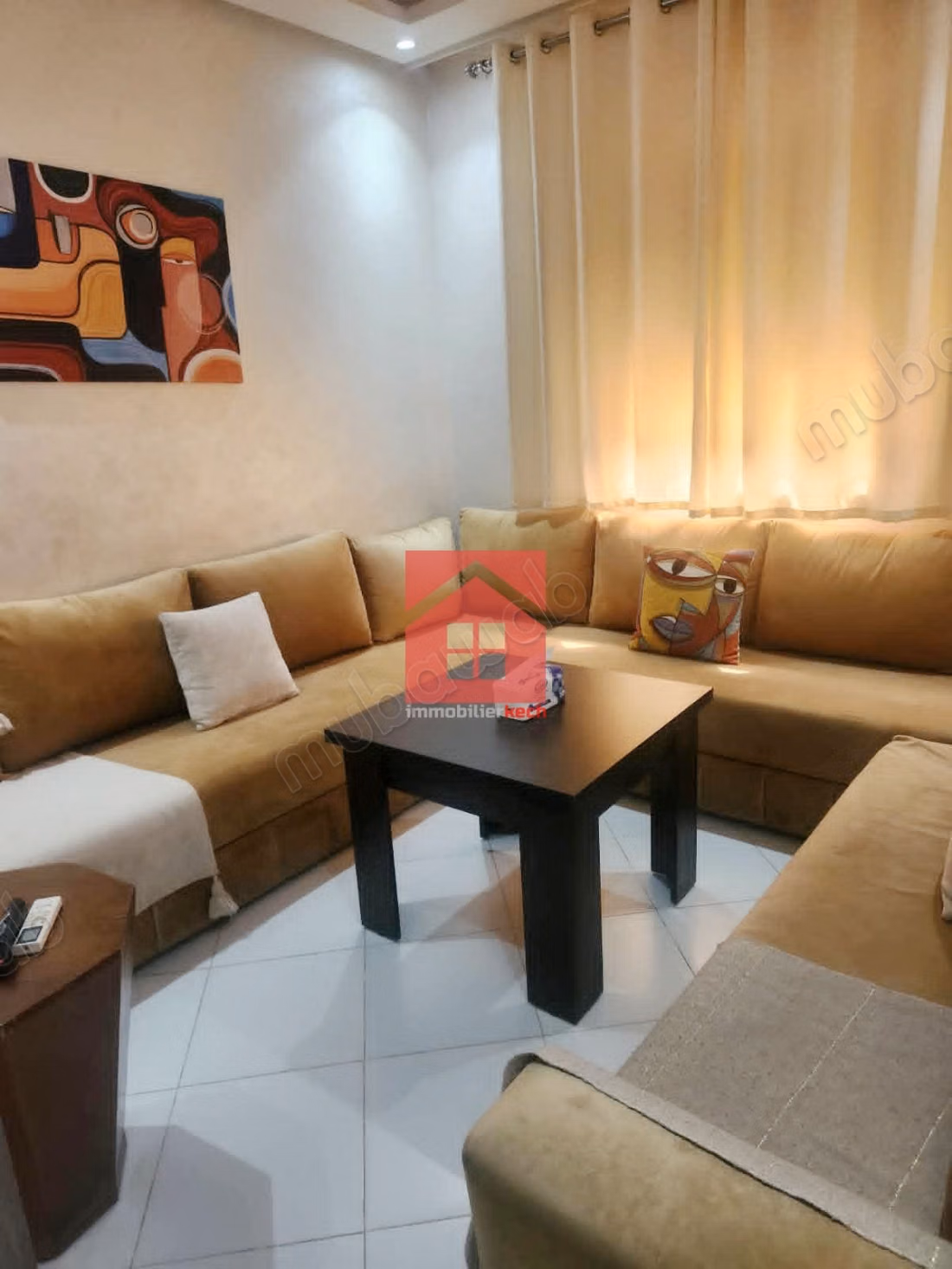 Chic Appartement avec Balcon a Cote de Marjane