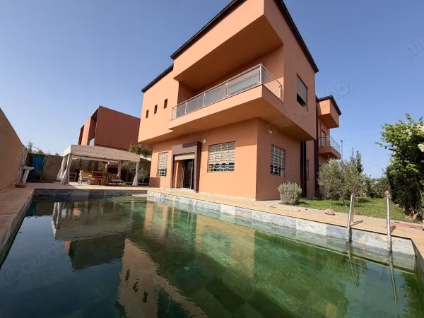Villa neuve 4 suites avec piscine – Agdal, Marrakech