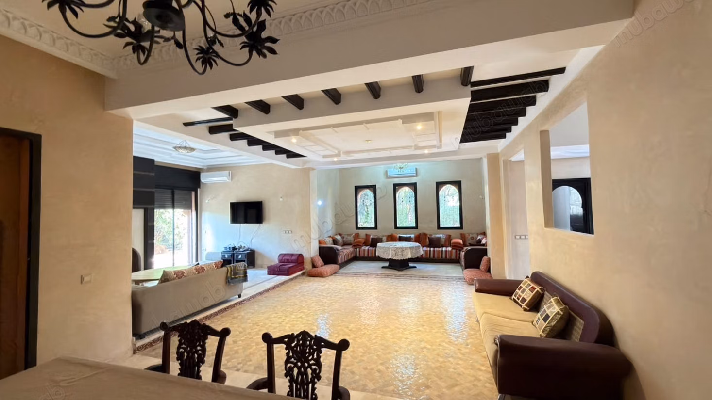 Villa à vendre à Nakhil – Route de Fès, Marrakech