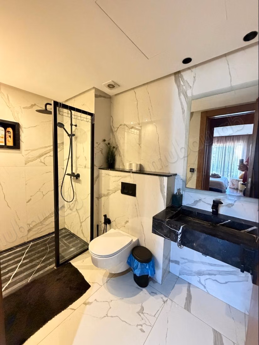 Studio bien meublé à côté de tram bd Abdlmoumen