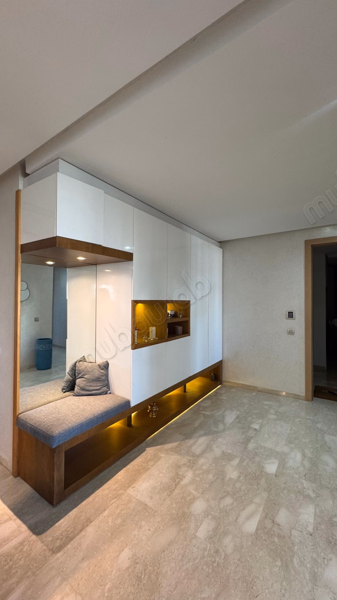 Mooie appartement te huur in Riyad. 4 slaapkamers. Goed gemeubileerd