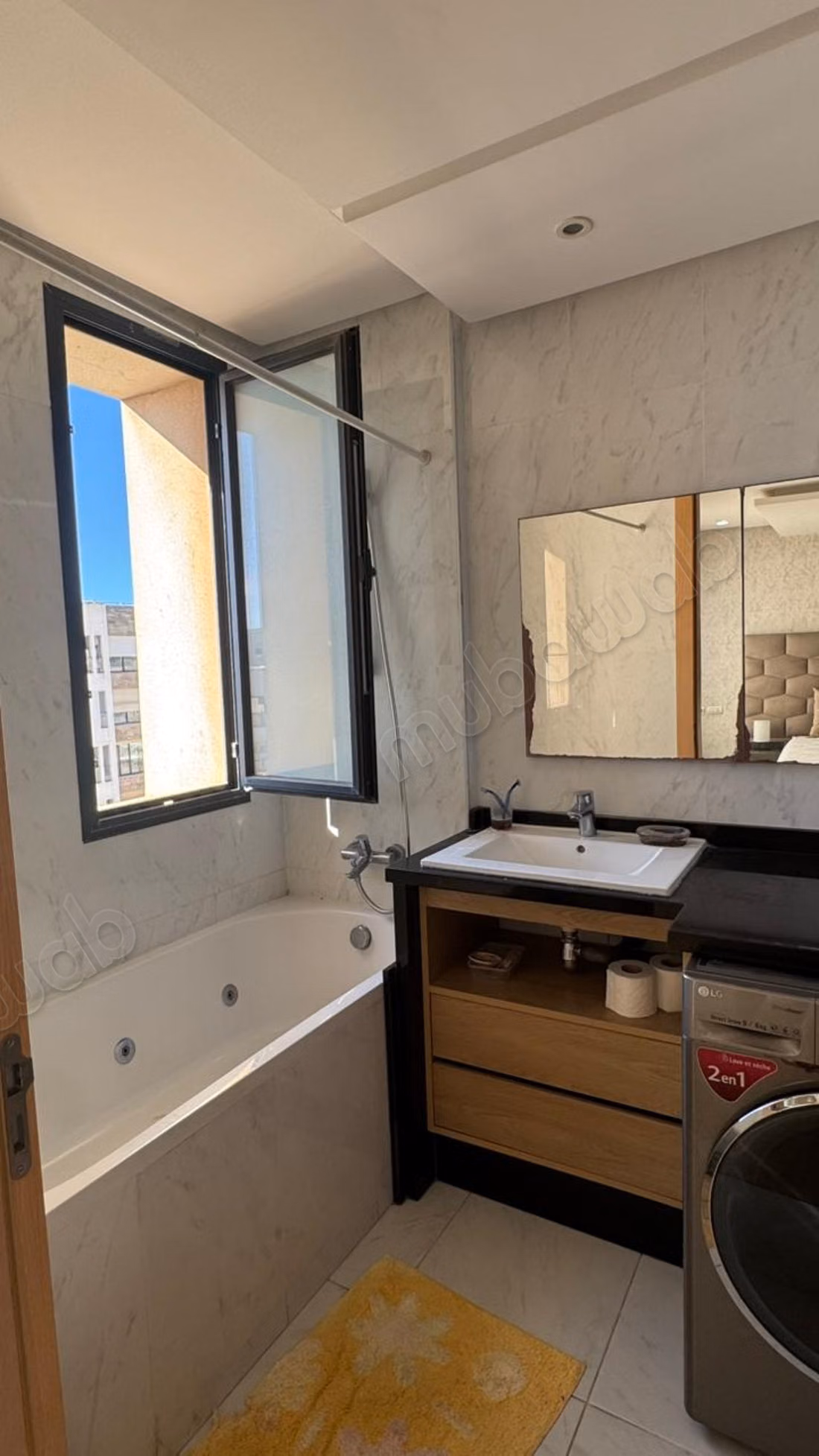 Mooie appartement te huur in Riyad. 4 slaapkamers. Goed gemeubileerd
