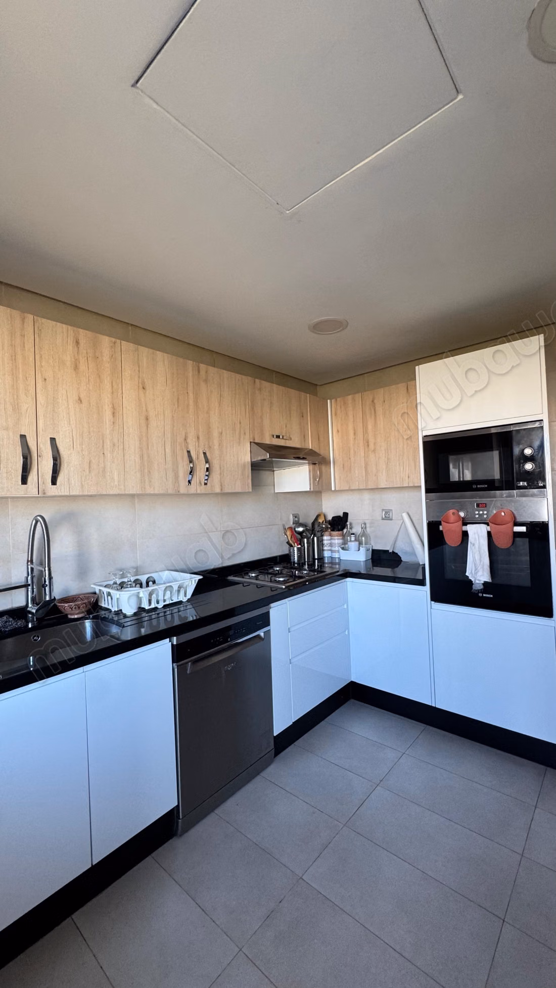 Mooie appartement te huur in Riyad. 4 slaapkamers. Goed gemeubileerd