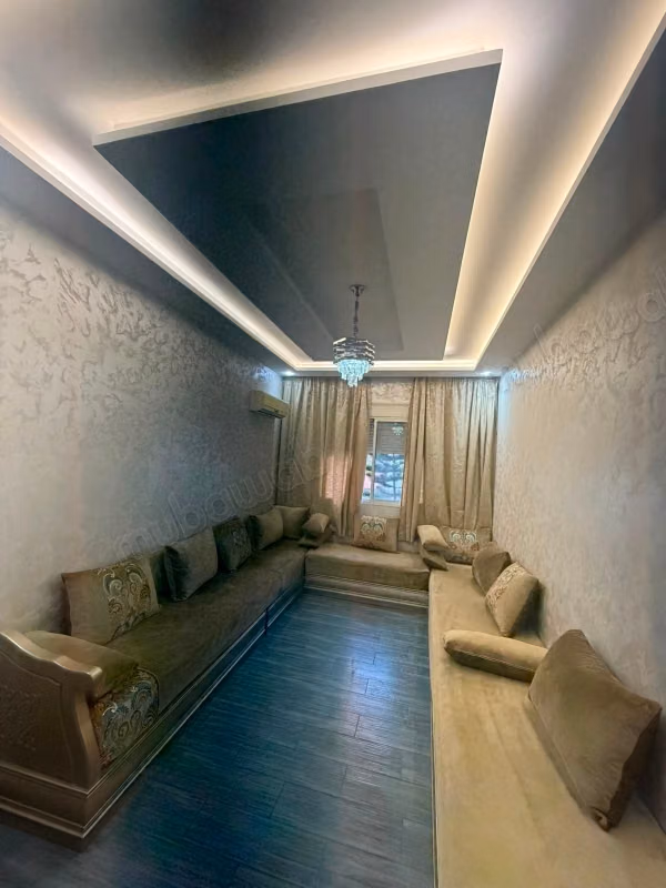 Alquiler de un apartamento en Hay Salam. 2 habitaciones. Bien amueblado