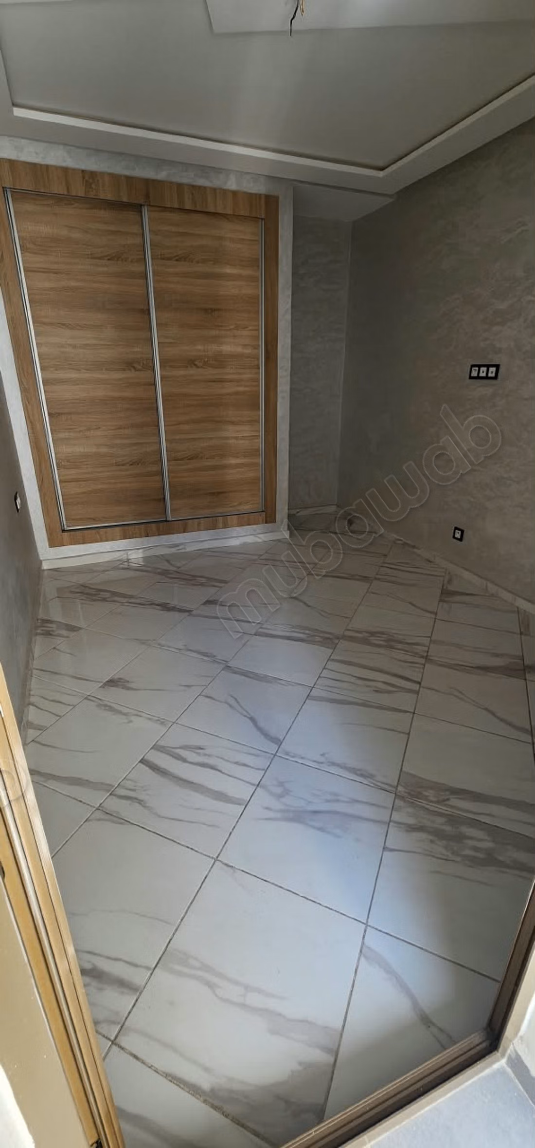 Appartement vide à louer – 83 m² 
castilla