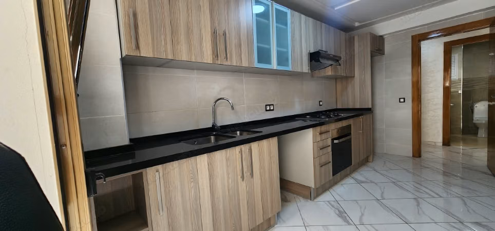Appartement vide à louer – 83 m² 
castilla