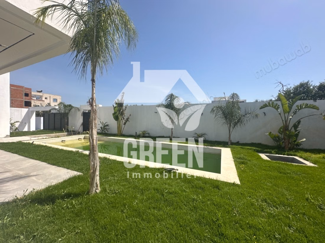 Villa eclipse