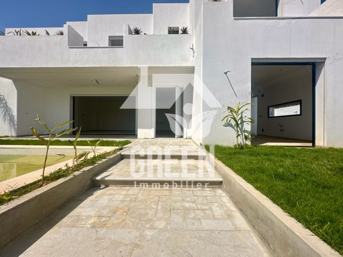 Villa eclipse