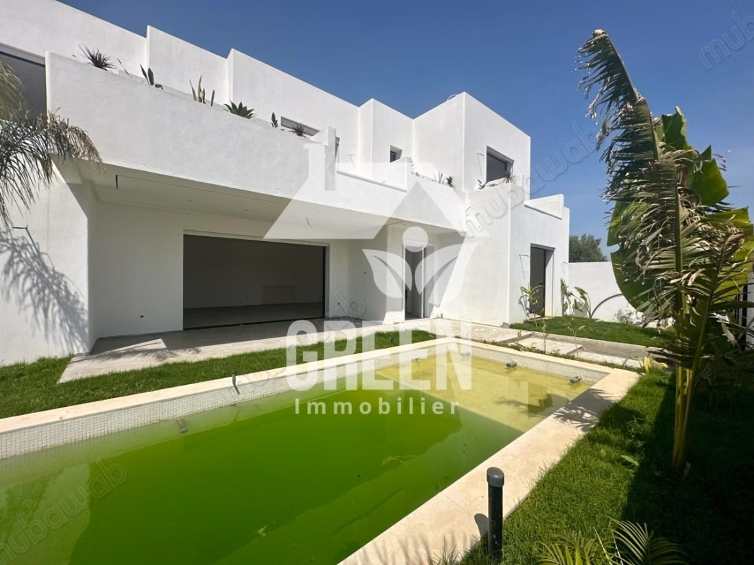 Villa eclipse