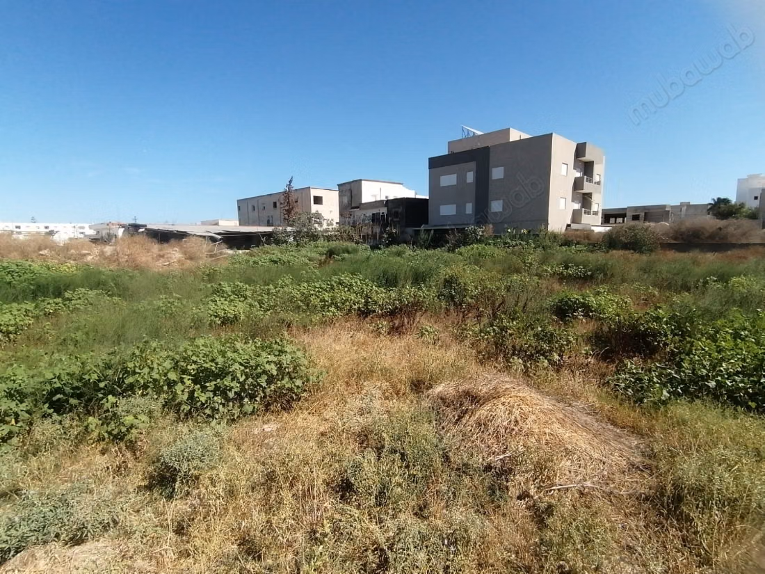 A Vendre Terrain de 1884m² à l'Aouina