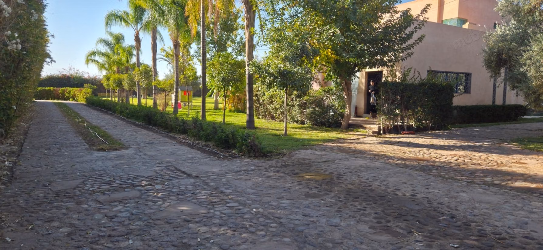 Maison d’hôtes à vendre – Route de l’Ourika