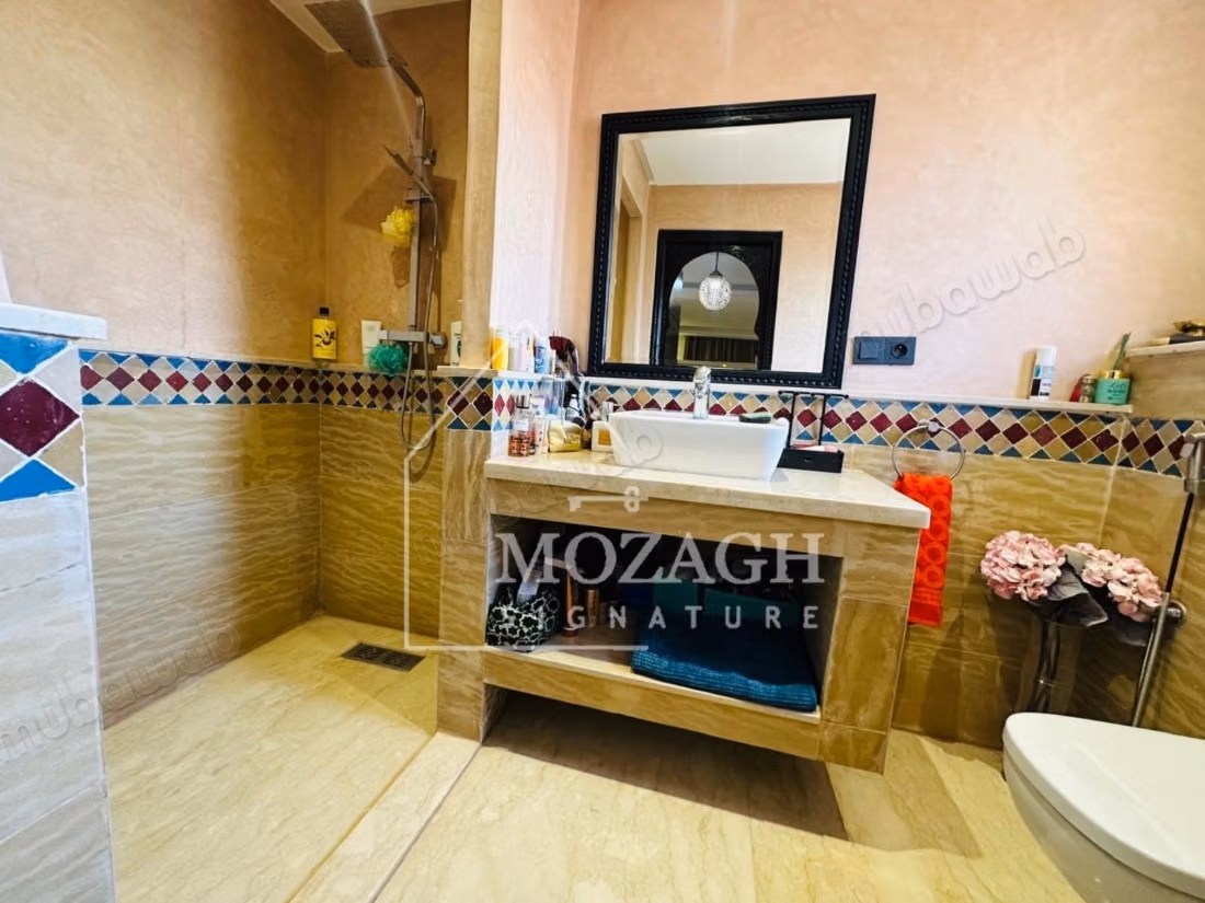 Magnífica villa con piscina privada en residencia