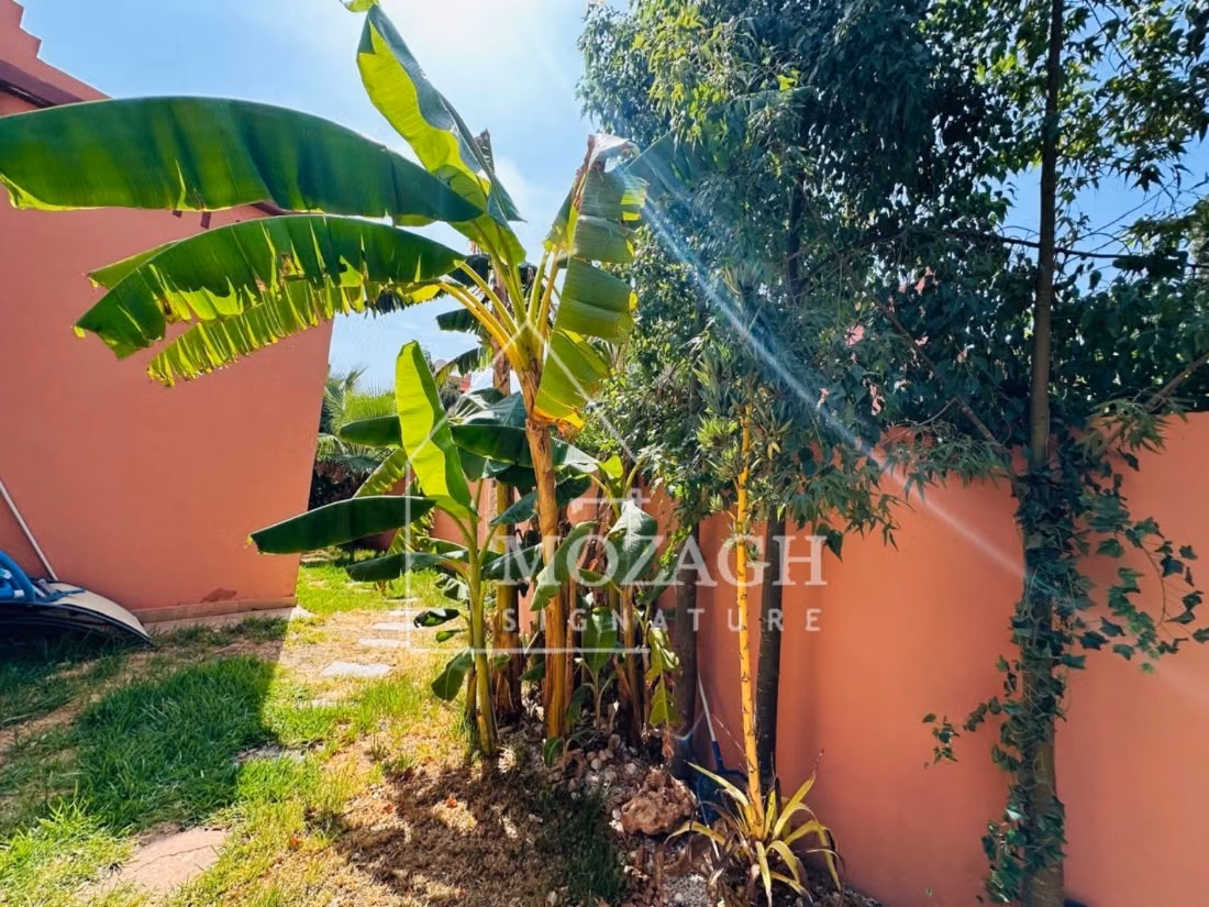Magnífica villa con piscina privada en residencia