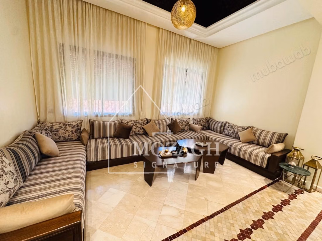 Magnífica villa con piscina privada en residencia