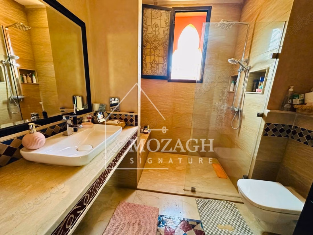 Magnífica villa con piscina privada en residencia