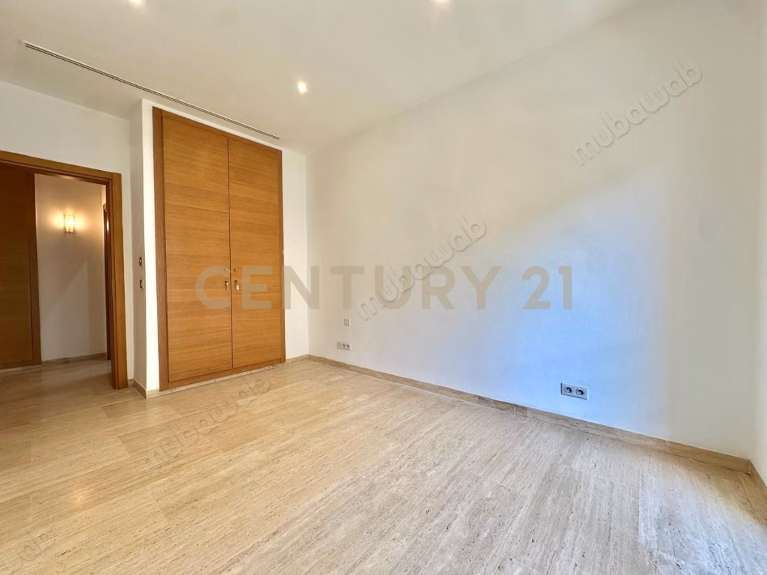 Alouer: triplex s4 avec jardin à sidi daoud