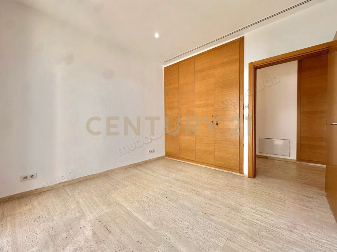 Alouer: triplex s4 avec jardin à sidi daoud