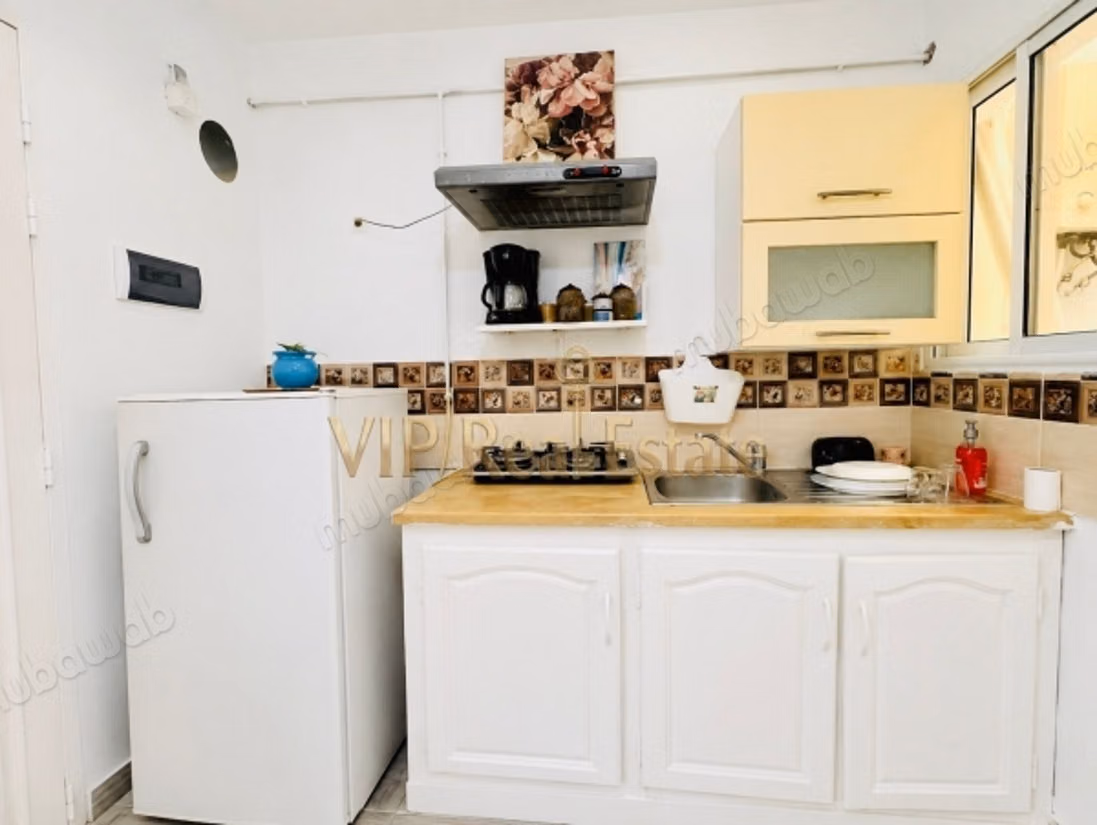 À louer – Appartement S1 Meublé à La Marsa corrni