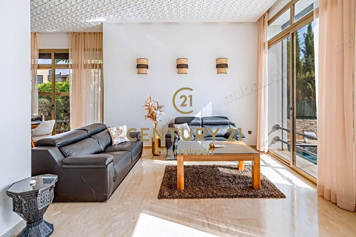 Villa d’Exception en Première Ligne de Golf