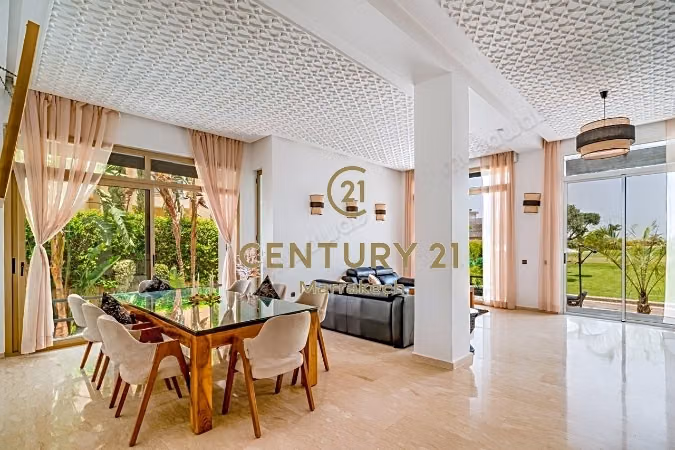 Villa d’Exception en Première Ligne de Golf