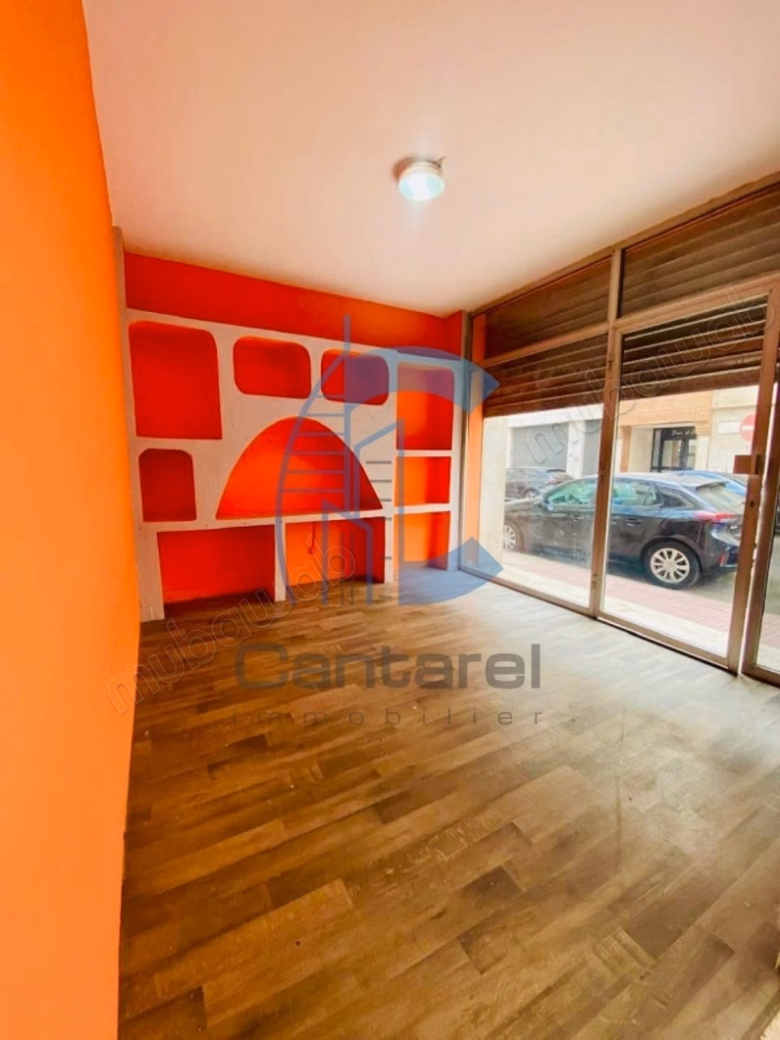 Local commercial d'angle à vendre – Quartier CIL