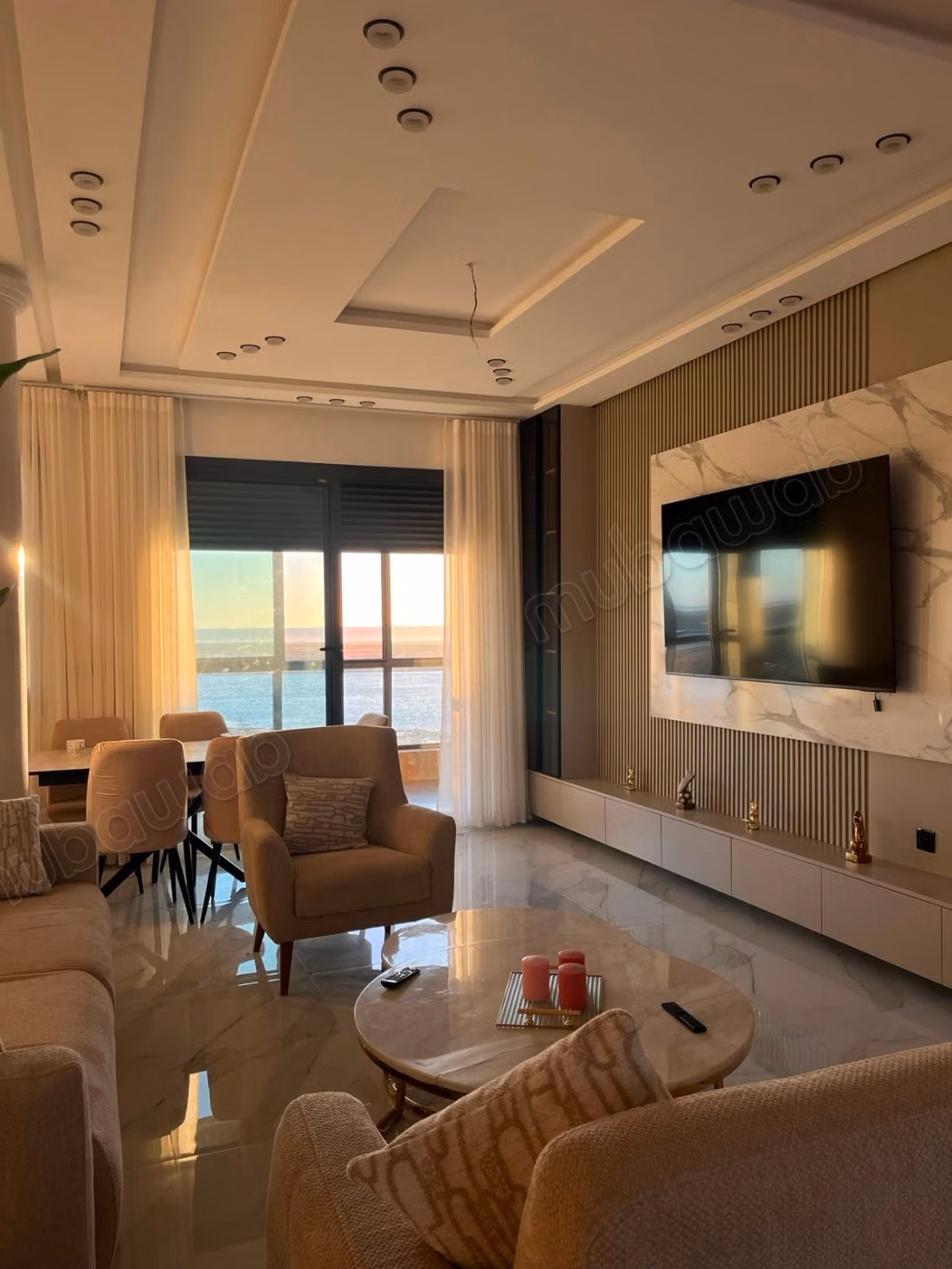 Casa de alto standing en venta en Asilah. Superficie total 180 m². Bien amueblado