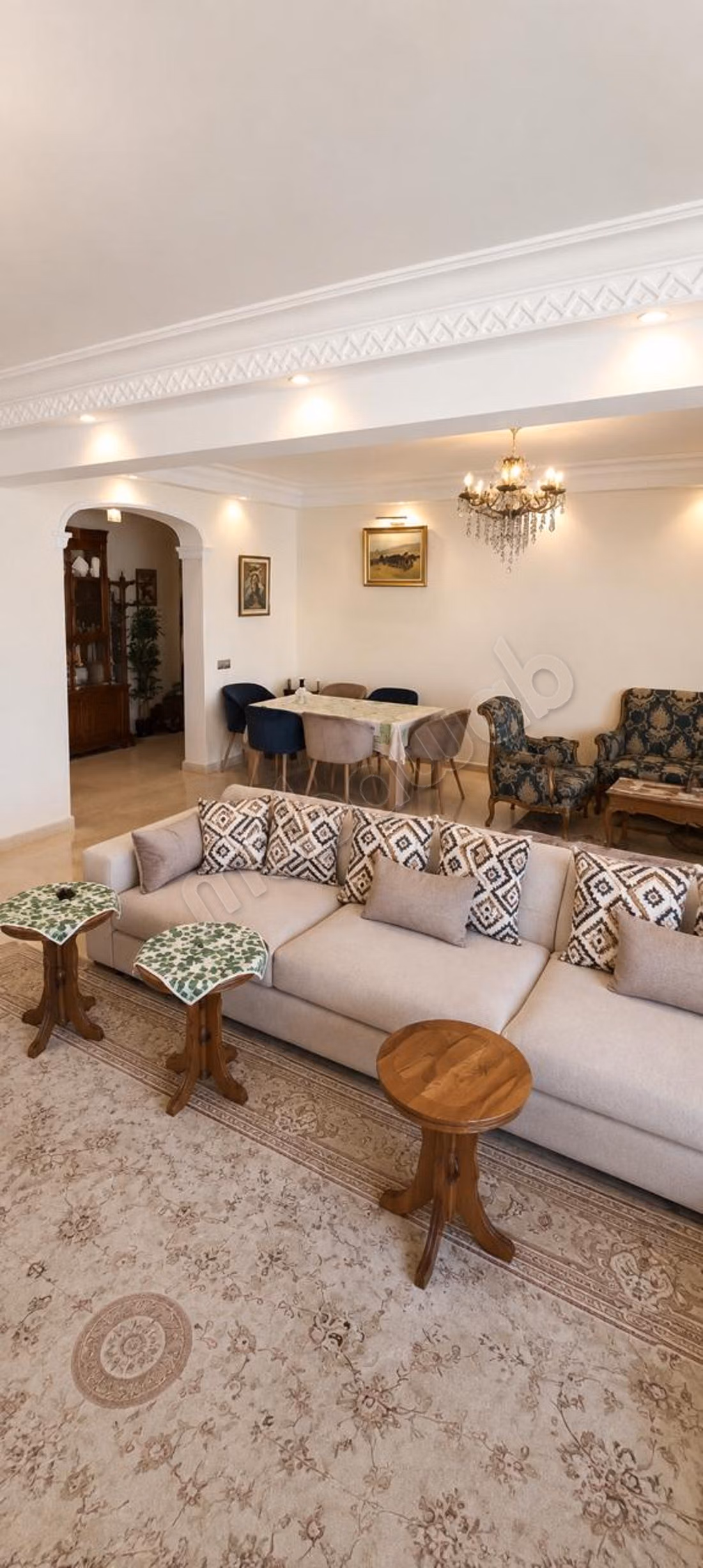 Appartement de 222 m² à vendre – Bourgogne Ouest — 3