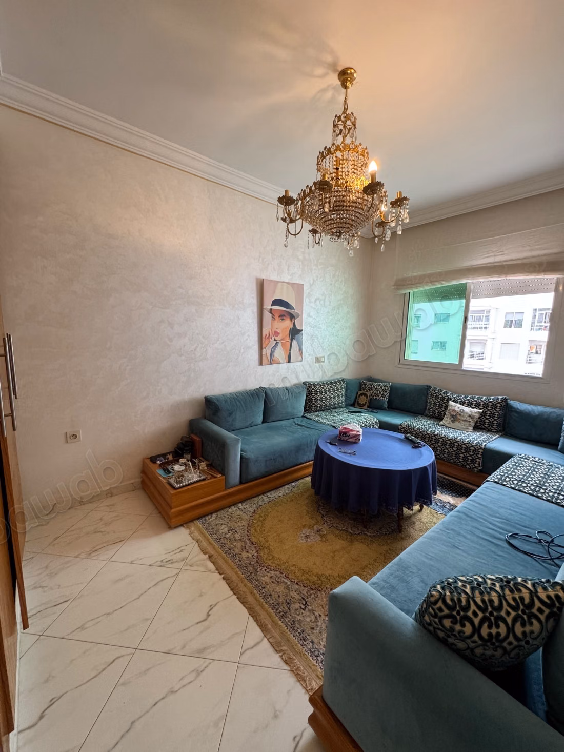 Un bel appartement à Harhoura. 
3 min de la plage de Sid Al Abed