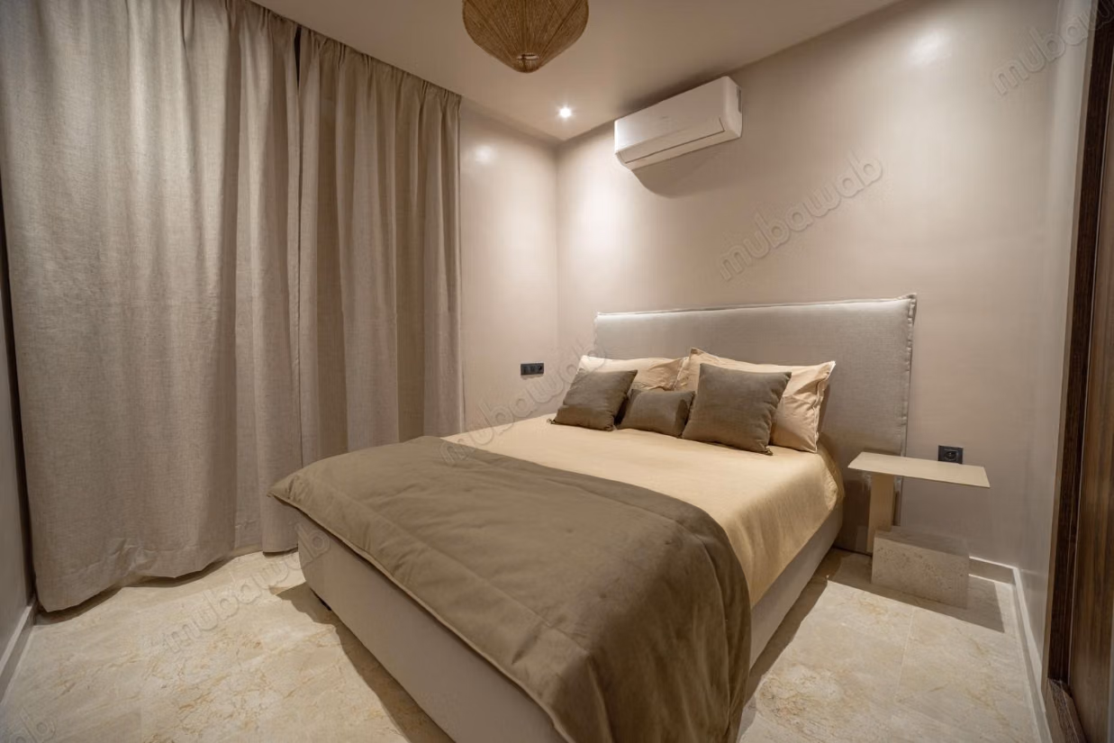 Duplex 2 chambres neuf proche Victor Hugo