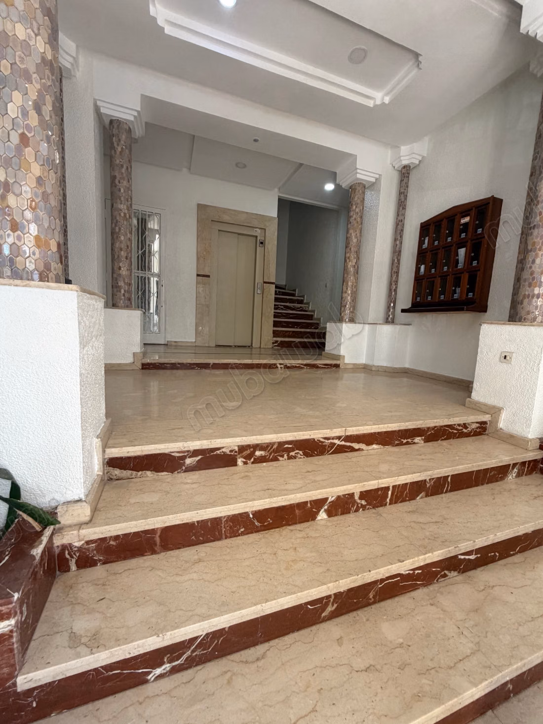 Apartment for rent in Belvédère. 2 pleasant bedrooms. With elevator and terrace