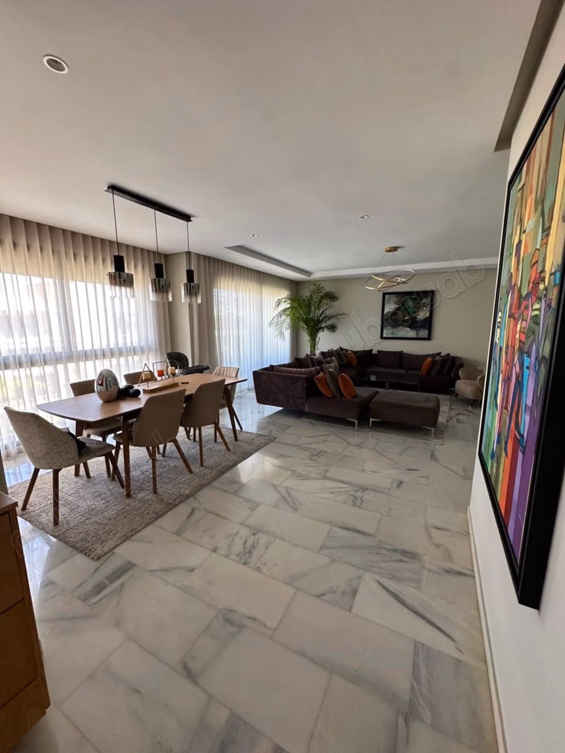 Dwars appartement te koop