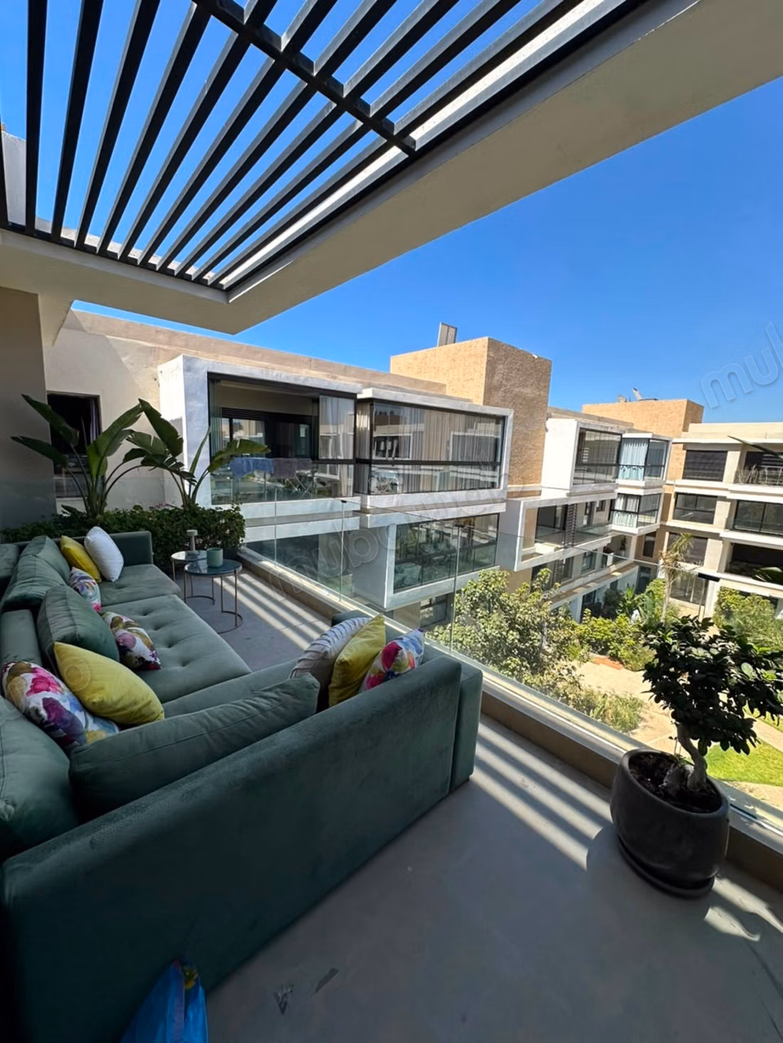Dwars appartement te koop