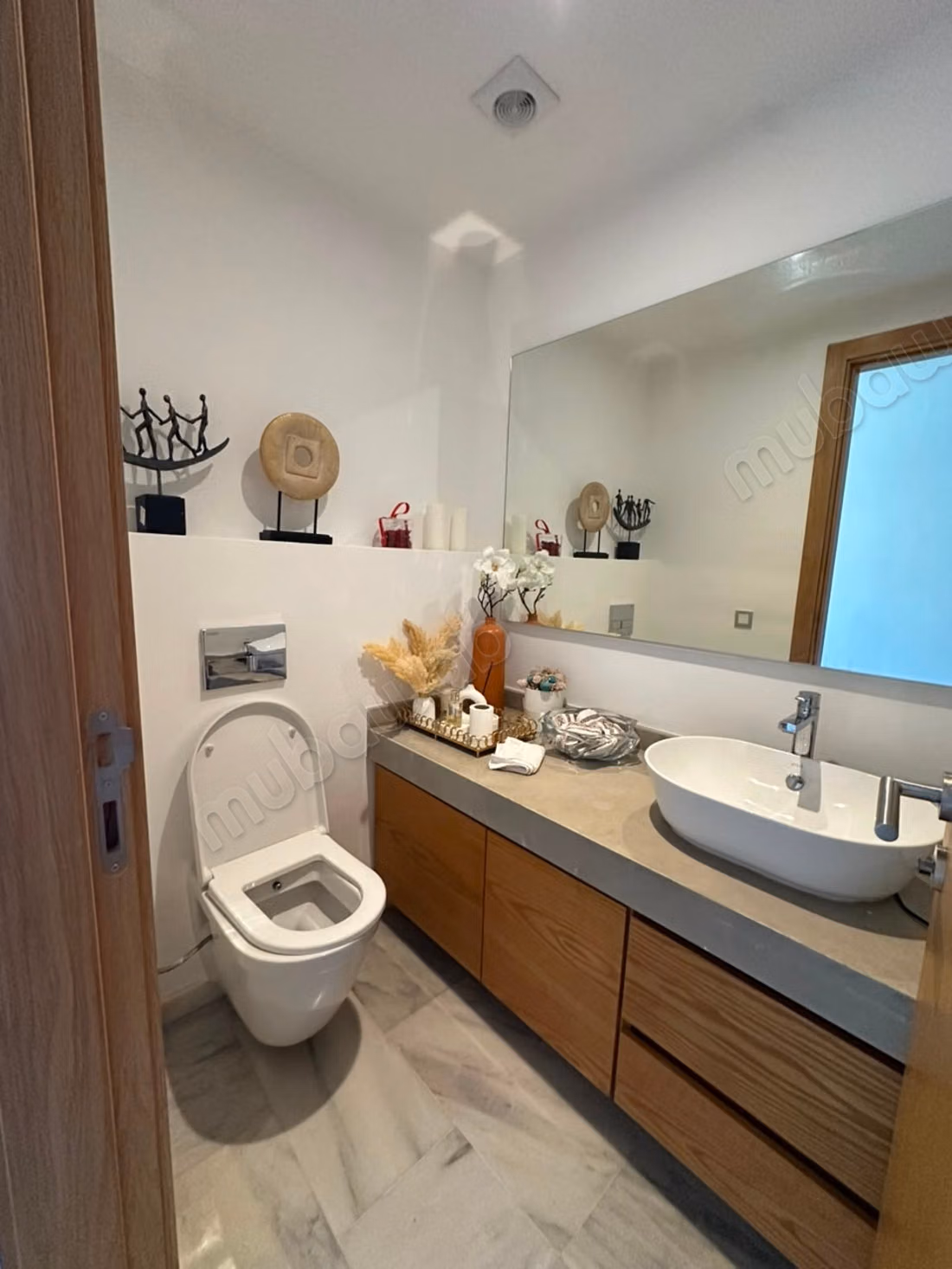 Dwars appartement te koop