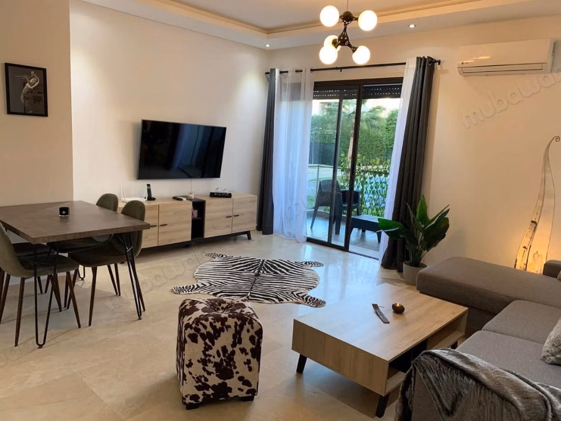 A vendre ou à louer studio meublé rez jardin à dar bouazza