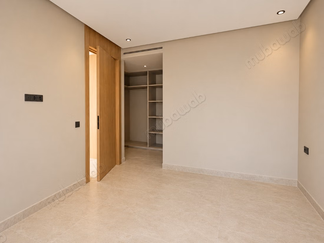 Studios & 2 Chambres Premium proche CFC et UM6 — 5