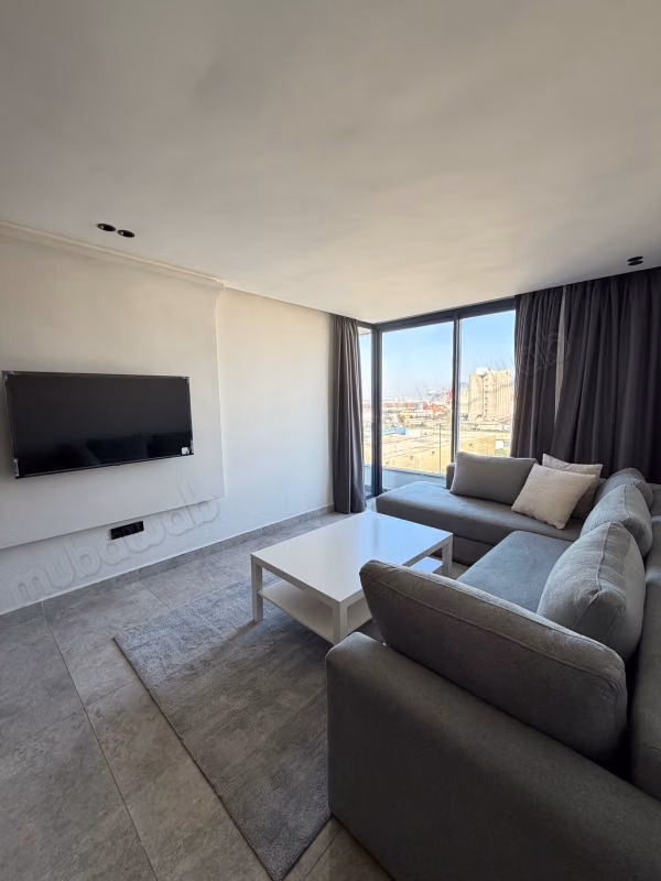 Huur van een appartement in Belvédère. Oppervlakte 60 m². Goed gemeubileerd
