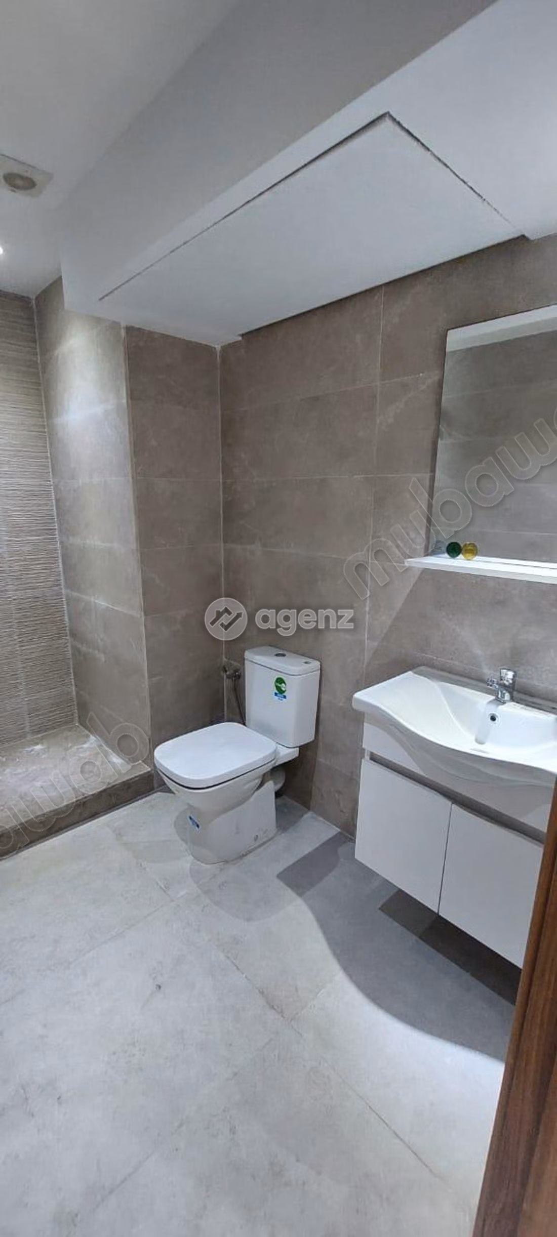 Studio à vendre 80 m² 
Aïn Sebaâ 
Casablanca — 5