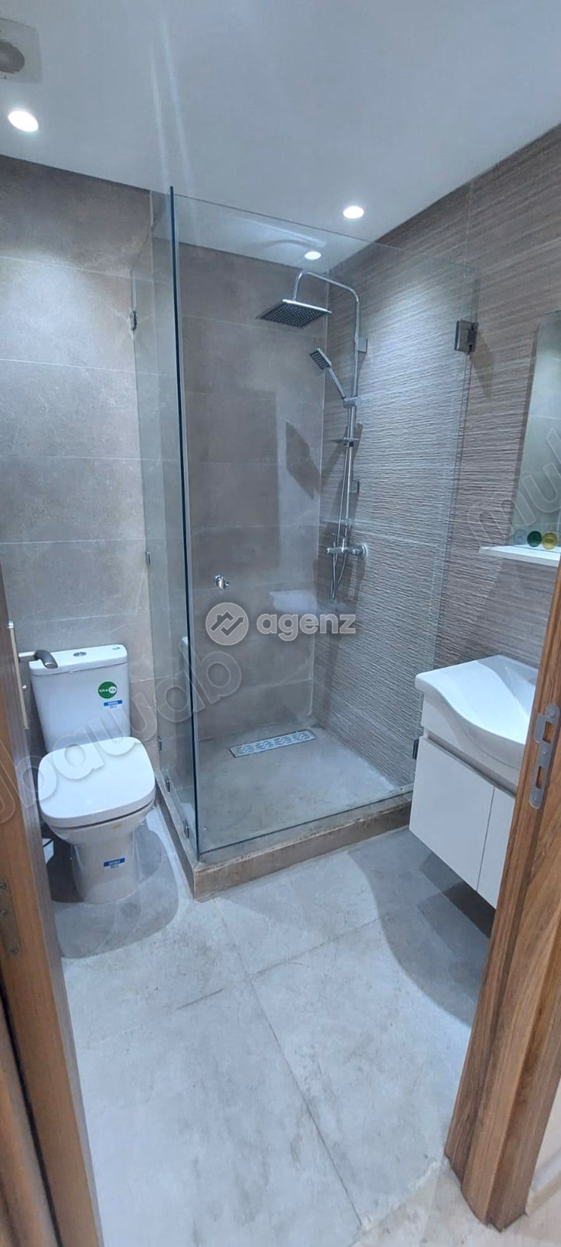 Studio à vendre 80 m² 
Aïn Sebaâ 
Casablanca — 3