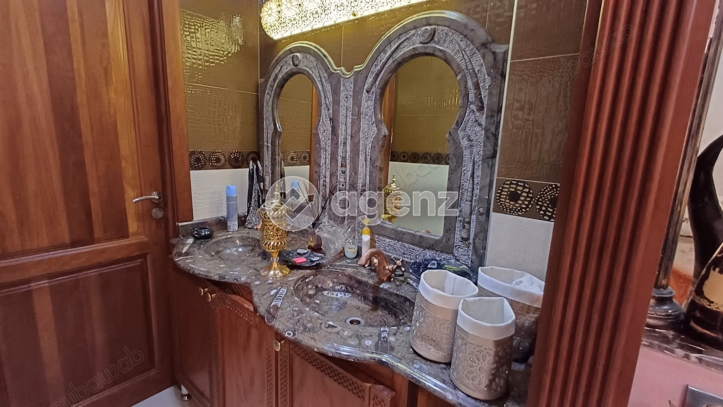 Villa in vendita 152 m², 5 camere da letto Skikina Skhirate Témara