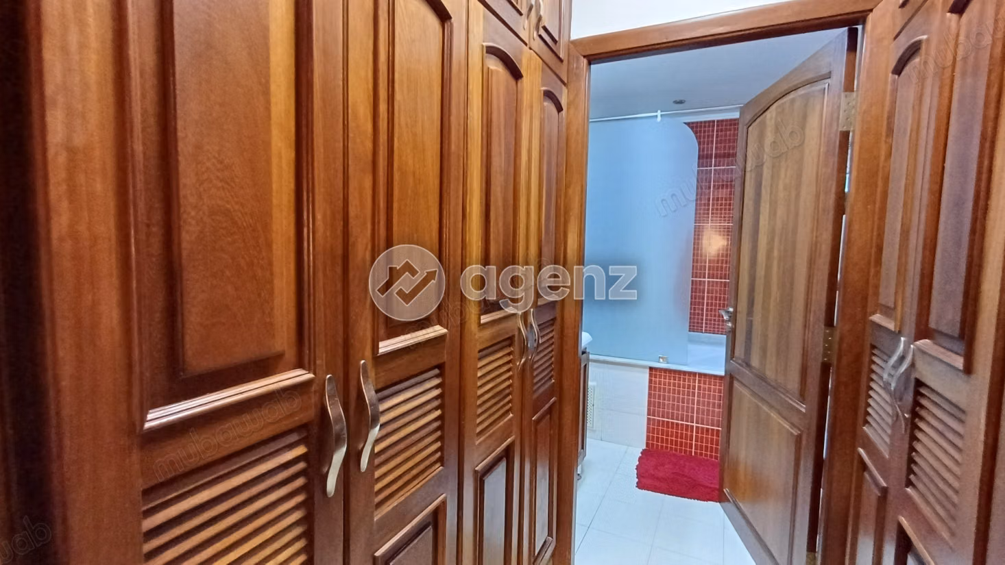 Villa in vendita 152 m², 5 camere da letto Skikina Skhirate Témara
