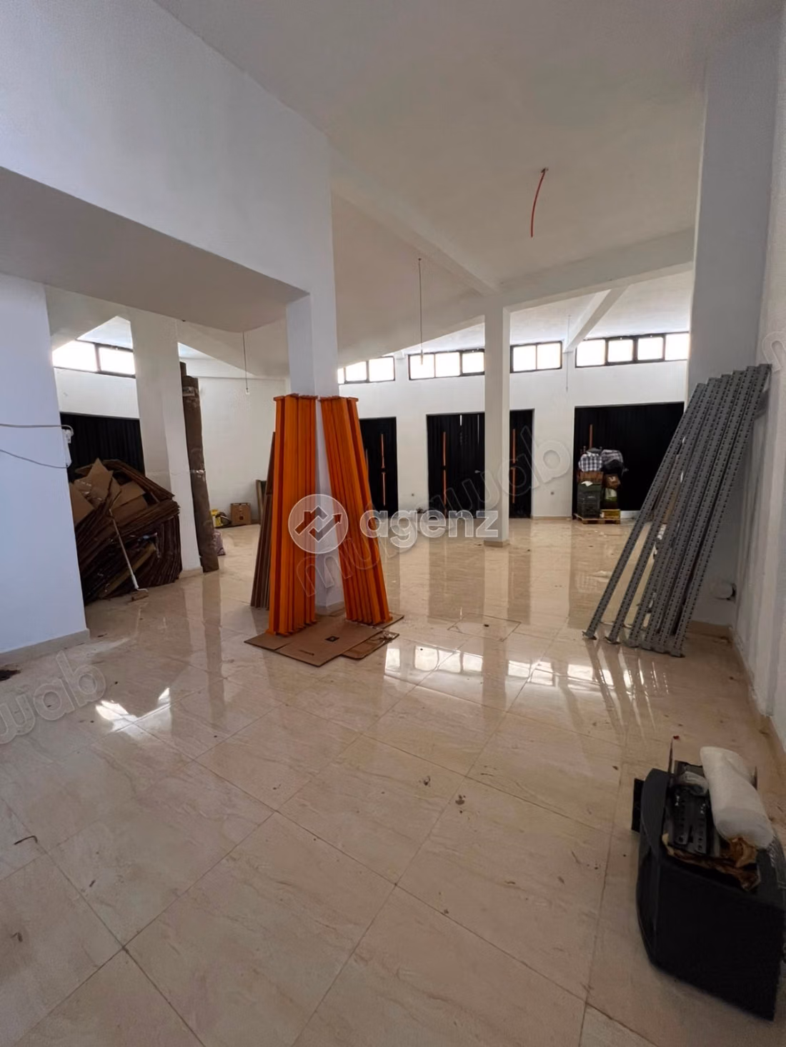Commerce à louer 137 m² Autre Benslimane