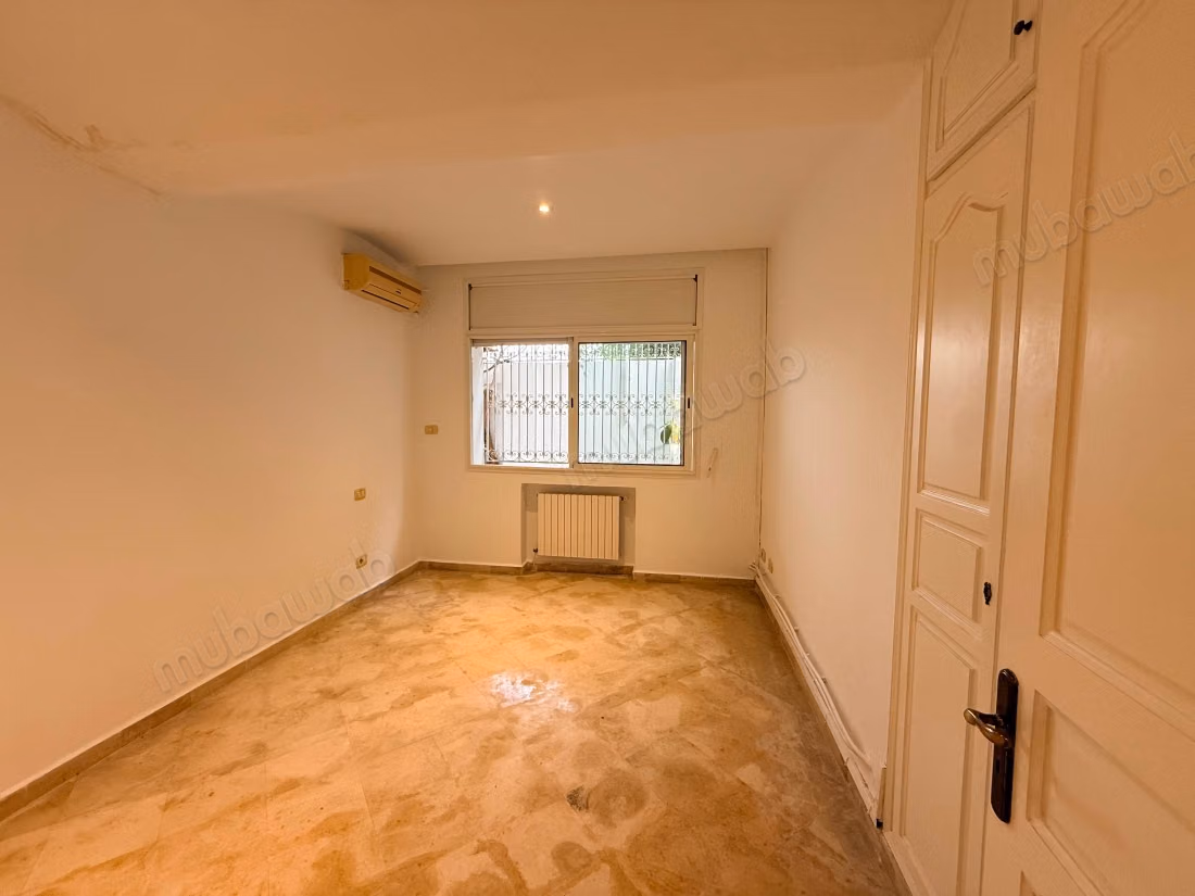À Louer une villa avec piscine à Carthage
