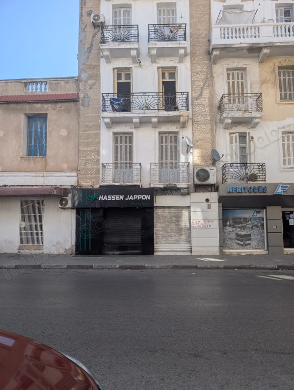 Commercial space 25 m² Avenue Jean Jaurès Tunis