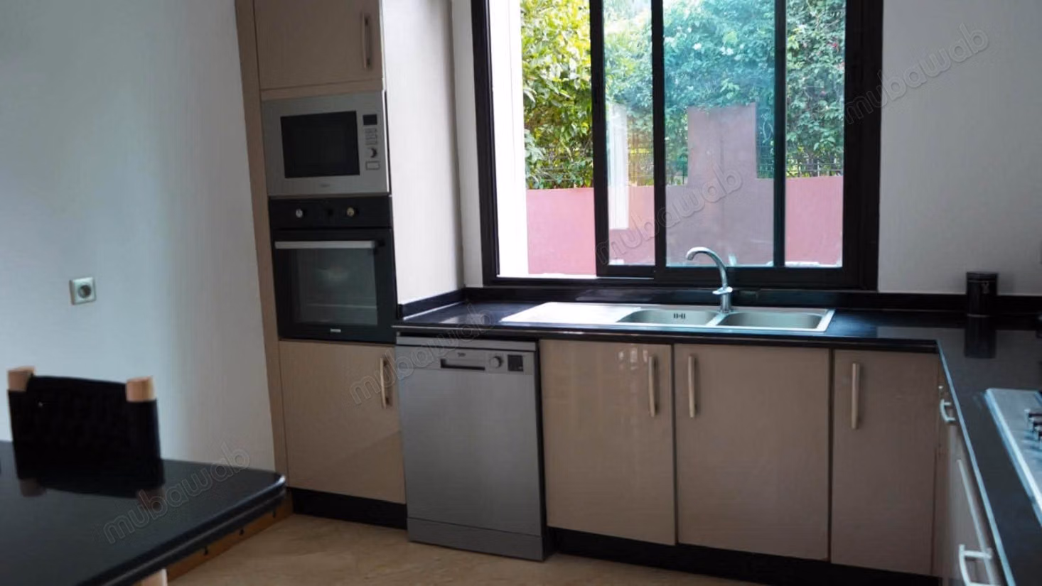 Trés belle villa tt neuve avec piscine à Targa