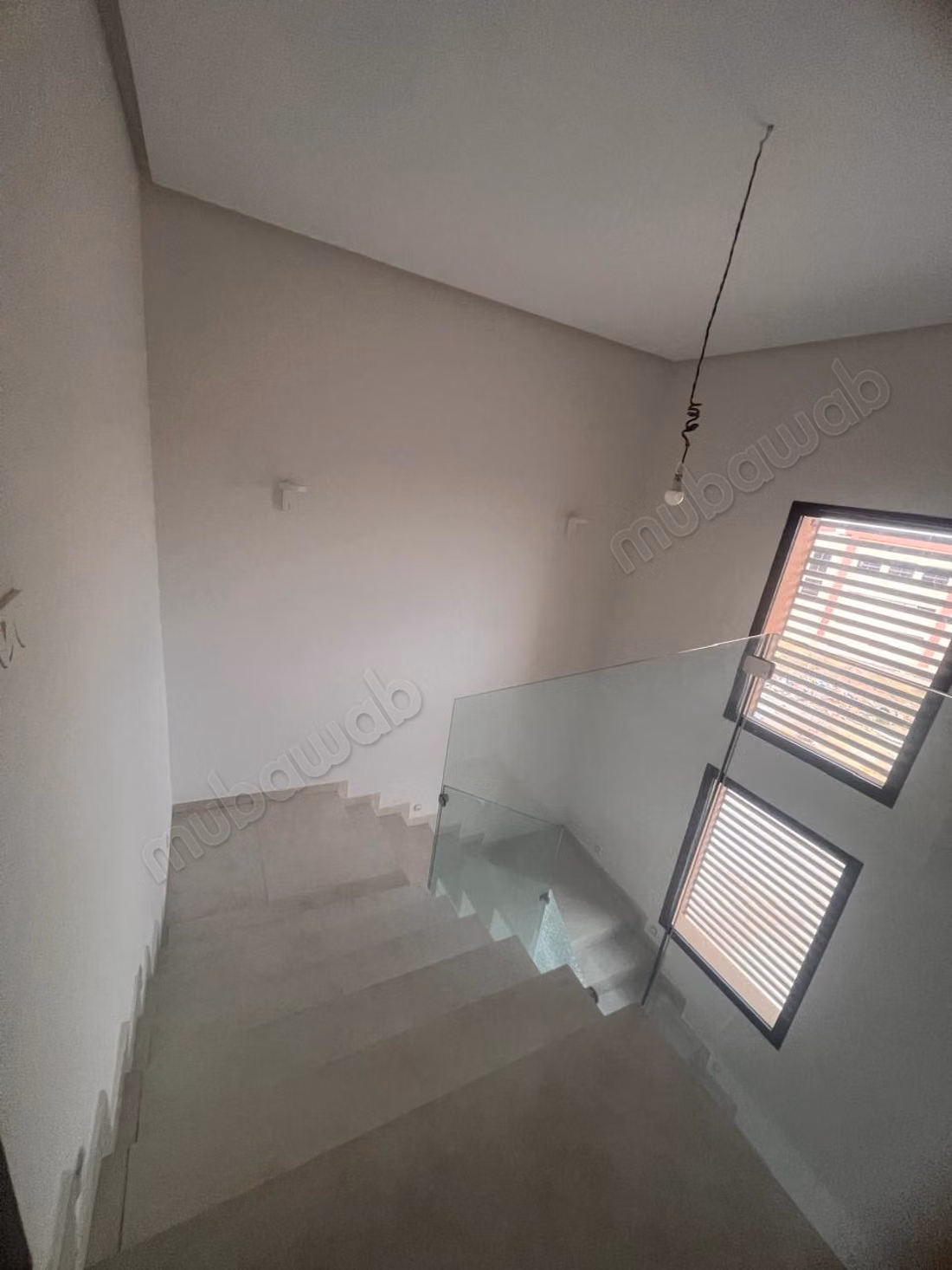 Beautiful villa for sale on Route de Tahanaout. 4 comfortable bedrooms. Pool and concierge service
