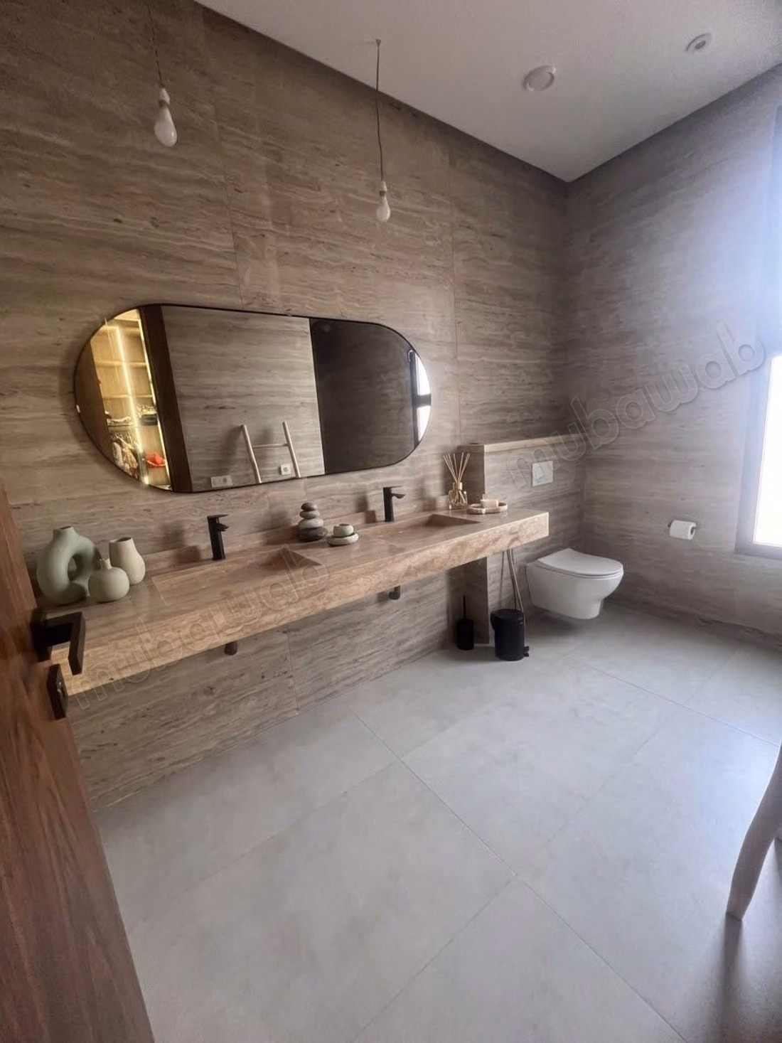 Beautiful villa for sale on Route de Tahanaout. 4 comfortable bedrooms. Pool and concierge service